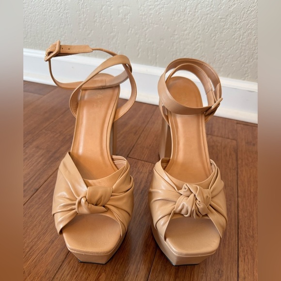 Revolve Brooklyn Heel in Nude RAYE Ankle Strap Platform Size 9.5 - Picture 3 of 13